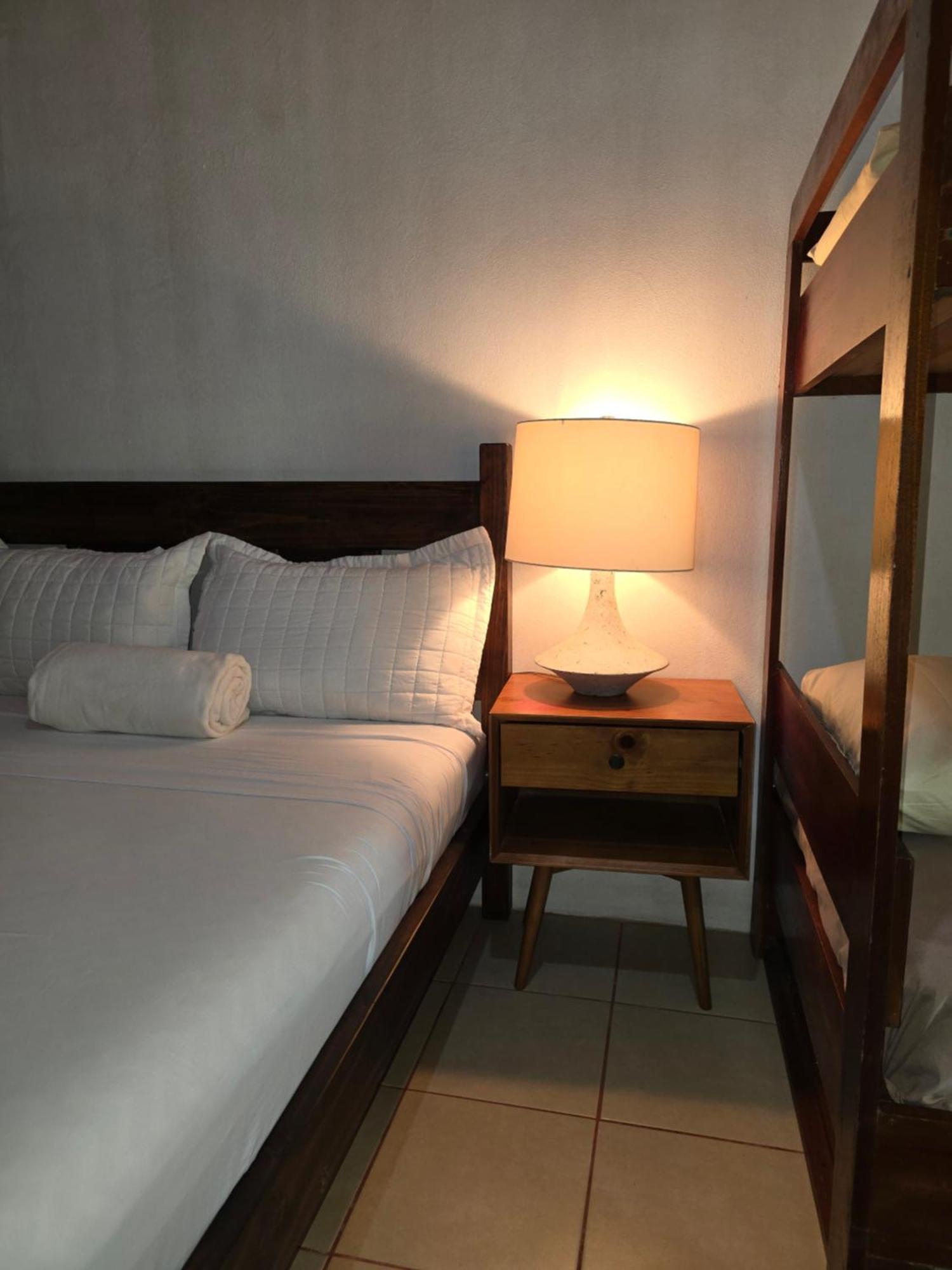 Tortuguero Hill Rooms Exterior photo